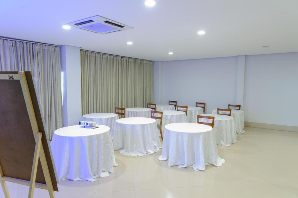 Pumma Business Hotel Canaa dos Carajas Buitenkant foto